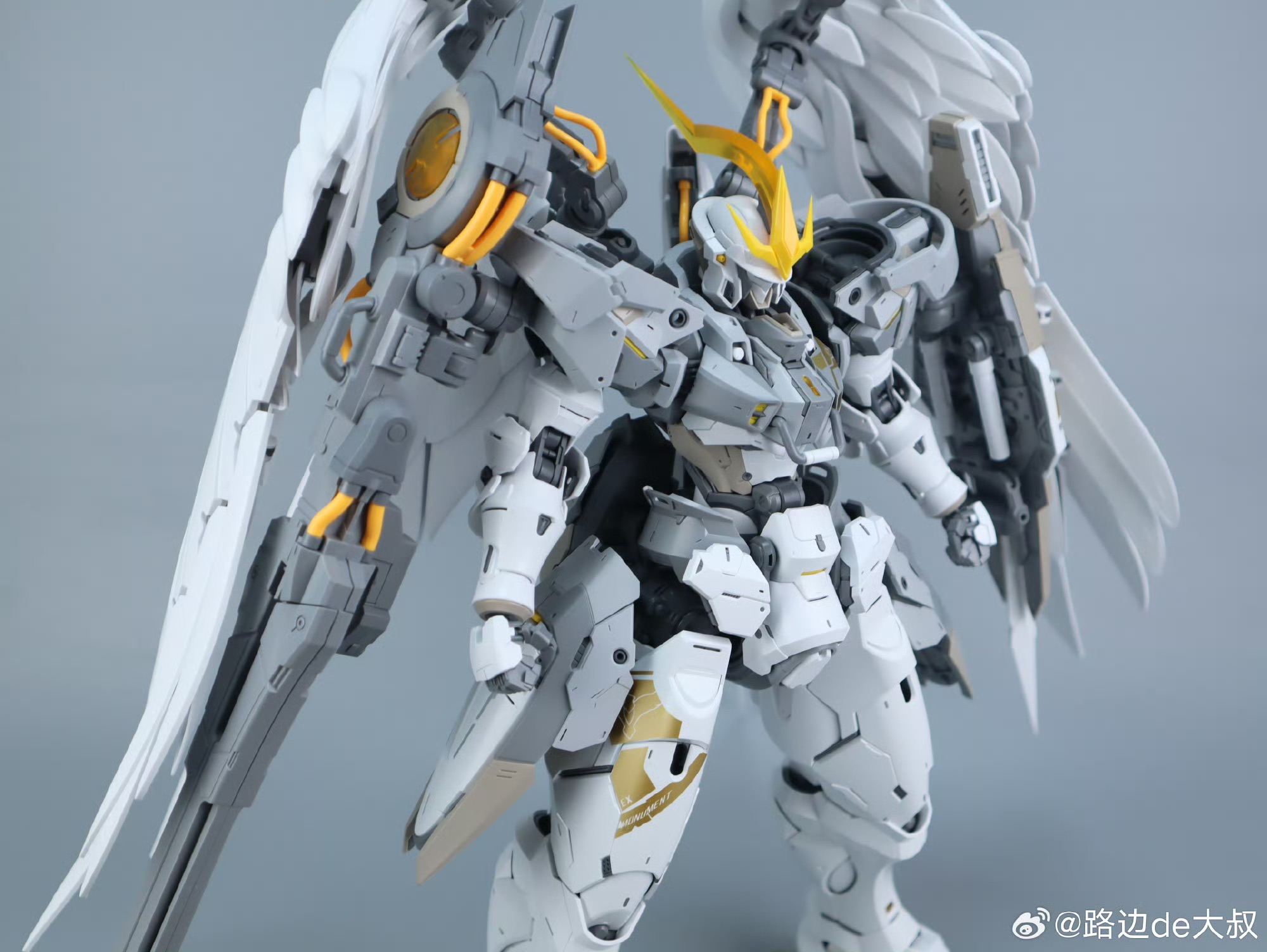 新品の「ストレンジ・ワーク・モニュメントF」組み立てモデルキ - Model Kit Brands のレビューと価格