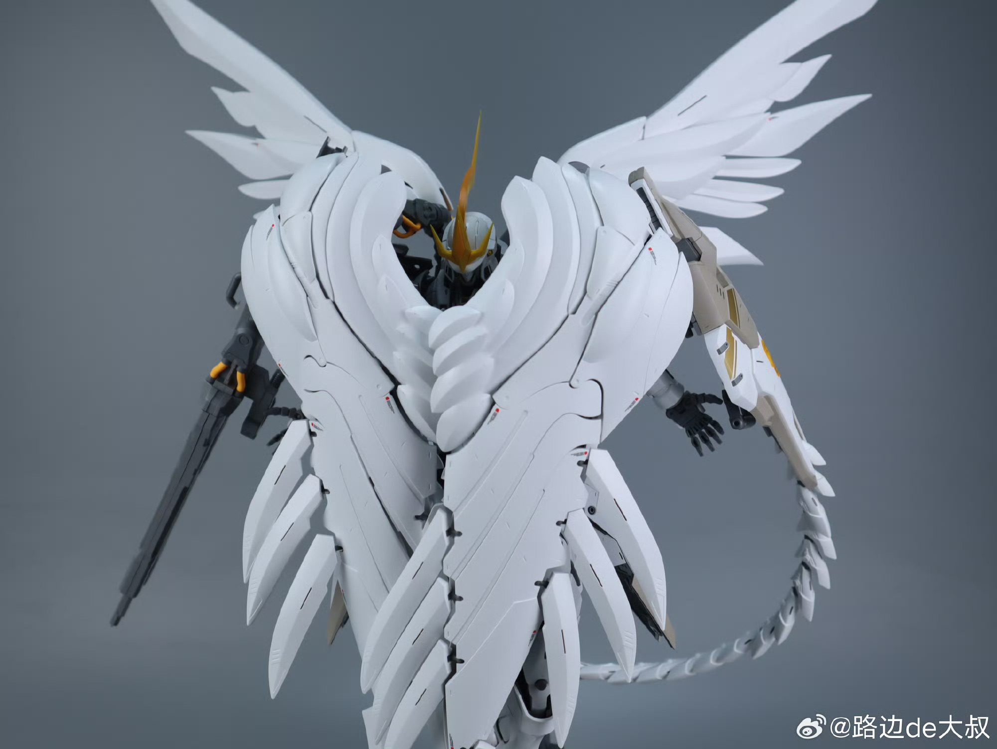新品の「ストレンジ・ワーク・モニュメントF」組み立てモデルキ - Model Kit Brands のレビューと価格