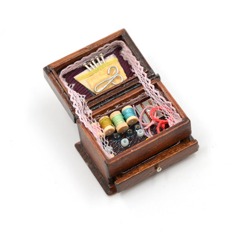 ミニ針仕事用針飾り、1:12 ドールハウス レトロ裁縫箱 - Model Kit Vintage のレビューと価格